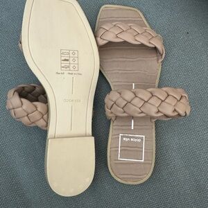 Never been worn - Dolce Vita Indy Sandals